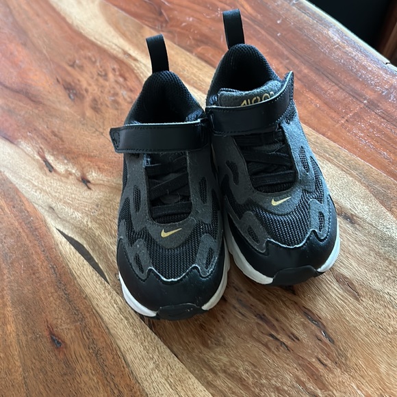 Boys Nike Air 8C‎ Sneaker. - Picture 3 of 6